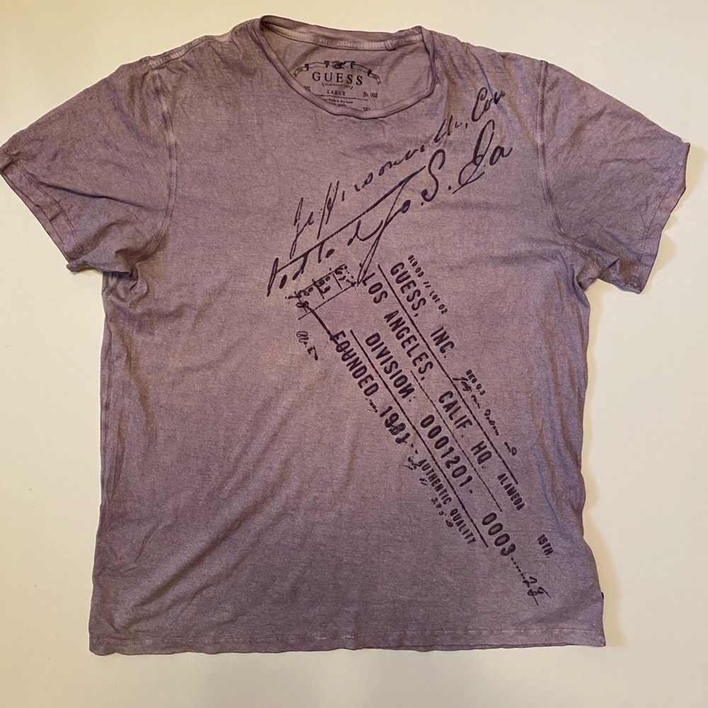 GUESS Men's Casual Graphic Tee in light purple